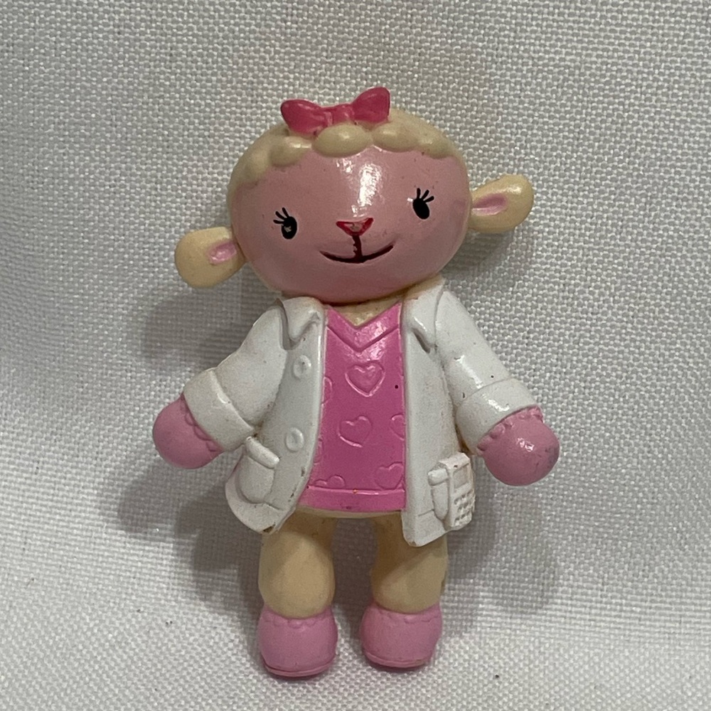 Disney Junior Doc McStuffins Lambie figure 2” great condition